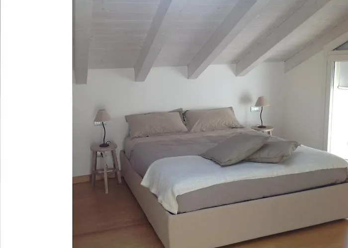 23 Apartment